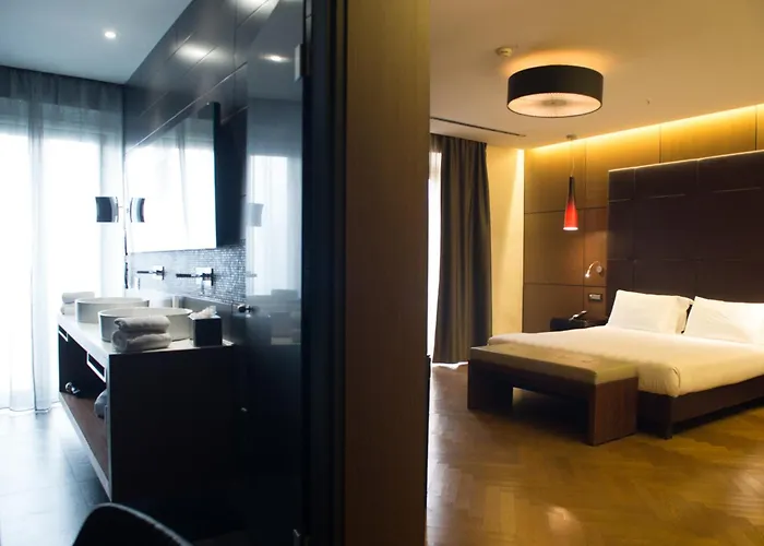 Divina Luxury